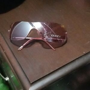 Sun glasses gucci